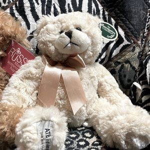 💙💙💗⭐️💗 2/$19  Bearington bear collectible